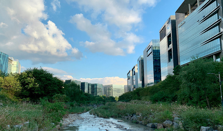 DHK office image